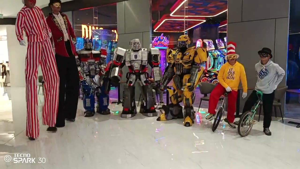 Roaming around performers