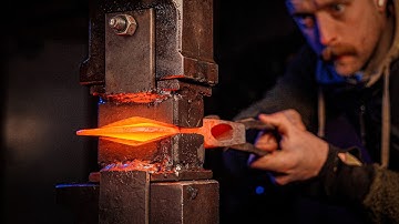 I Forged a Splitting Axe With a Diamond Shape