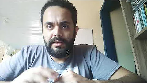 Como se caracteriza a teoria das virtudes?