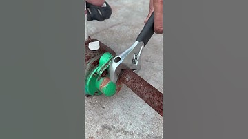 A labor saving wrench that is easy to use in life