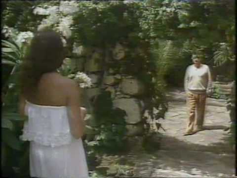 Alfredo Kraus canta "Mi Sanjuanera" (1982)