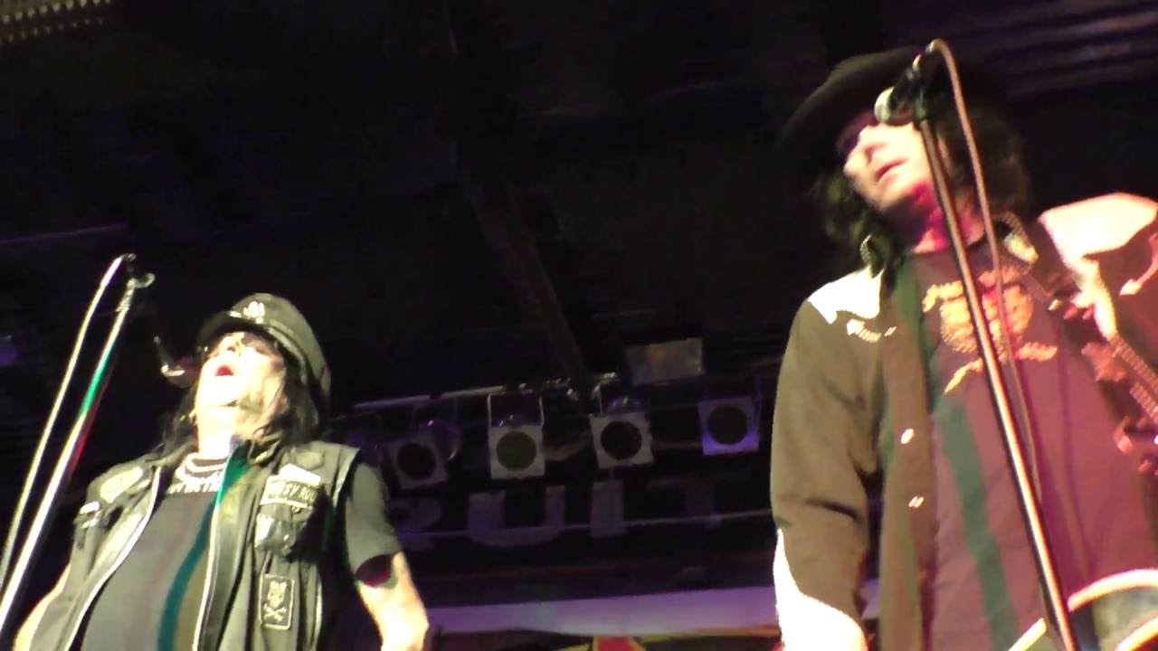 Faster Pussycat Bathroom Wall Chinese Rocks (Live HD) Aug. 22, 2016