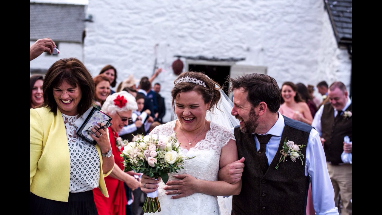 Hafod Farm Wedding ~ North Wales Wedding Photographer