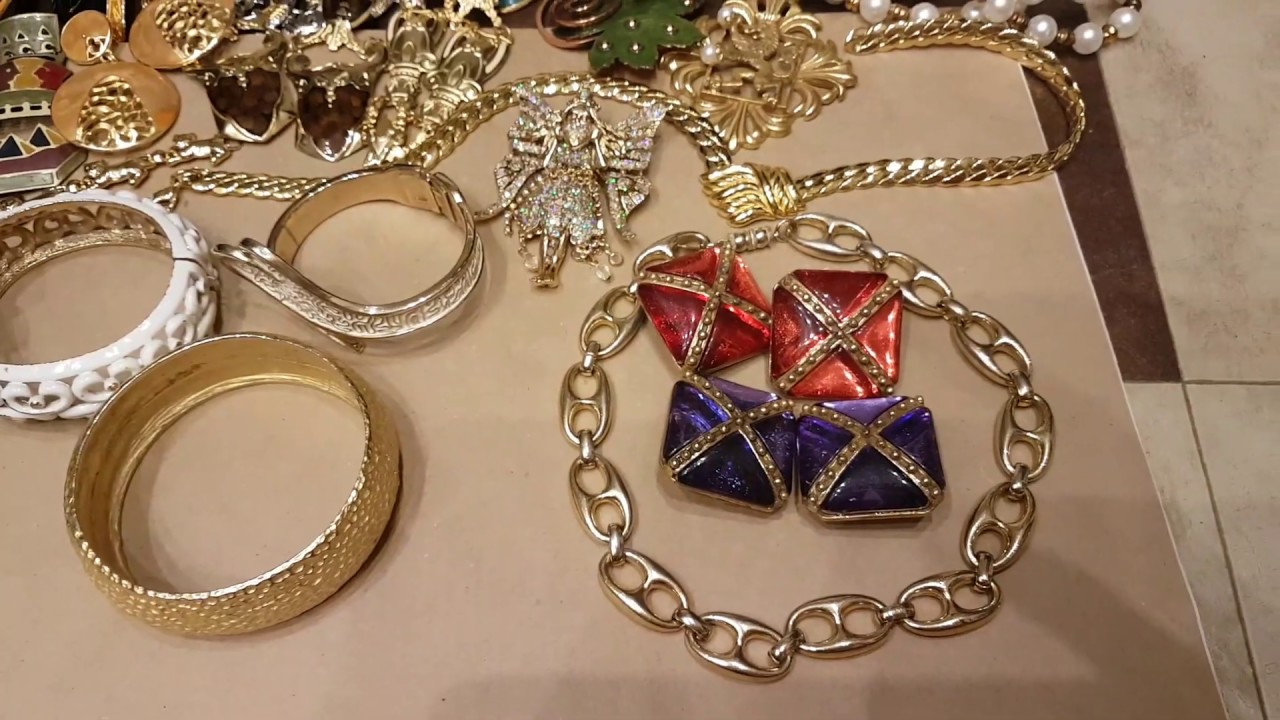 Распаковка винтажной бижутерии