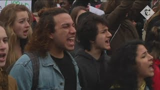 Students protest outside the White House calling for gun control