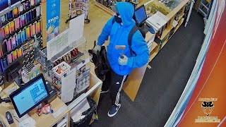 Man Robs A Tobacco Shop With Hatchet