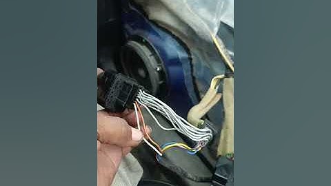 maruti Swift mirror folding problem..