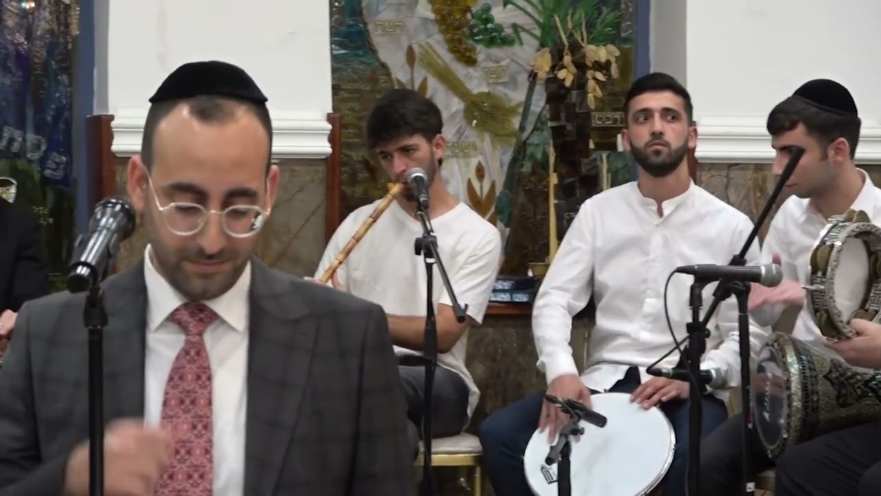 יפה נוף מרדכי החזן מרדכי רביבו לחן מאיר שלום YEFE NOF