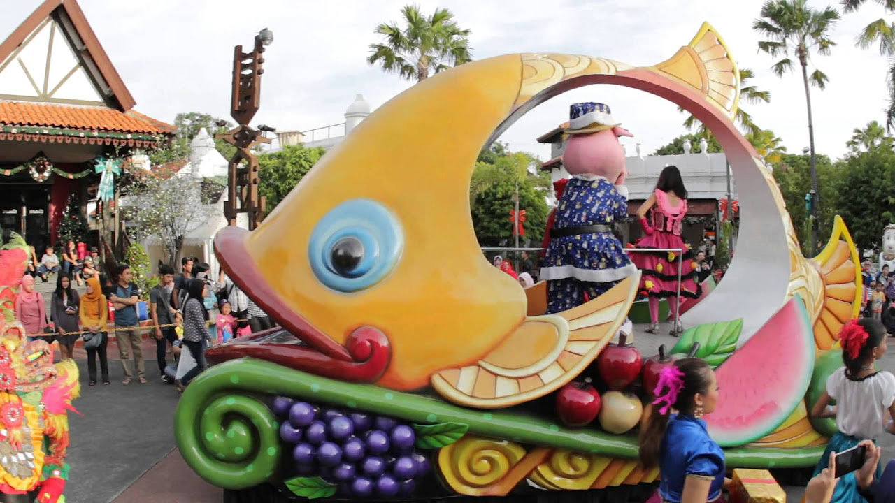 Kemeriahan Natal 2015 di Parade Akbar Dufan