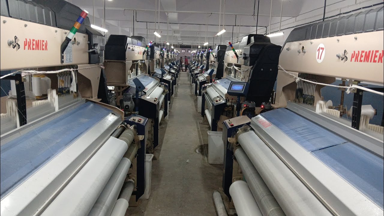"Water Jet Loom Weaving: How High-Speed Fabric Production Works"