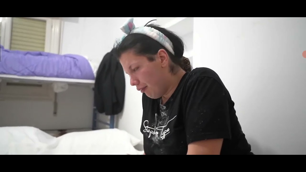 POLVORILLA QUIERE ABANDONAR LA CASA DE ALMERIA 1 