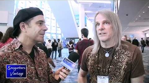 Steve Morse at NAMM 2011, talking about Smoke on the Water