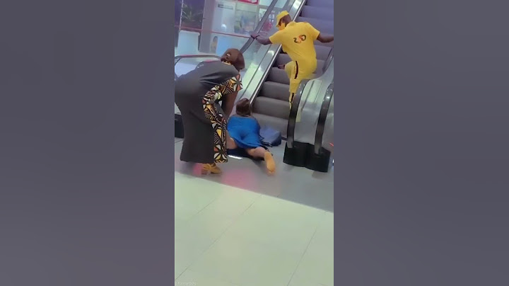 escalator funny video #shorts #funny #funnyworld