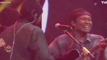 Iwan Fals Ft SIR - Bunga Trotoar [Konser Tahun Baru 2021 TVRI]