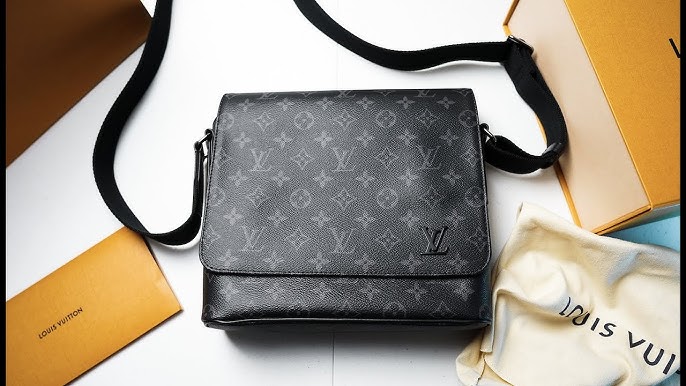 Louis Vuitton LV District PM eclipse Black ref.786028 - Joli Closet