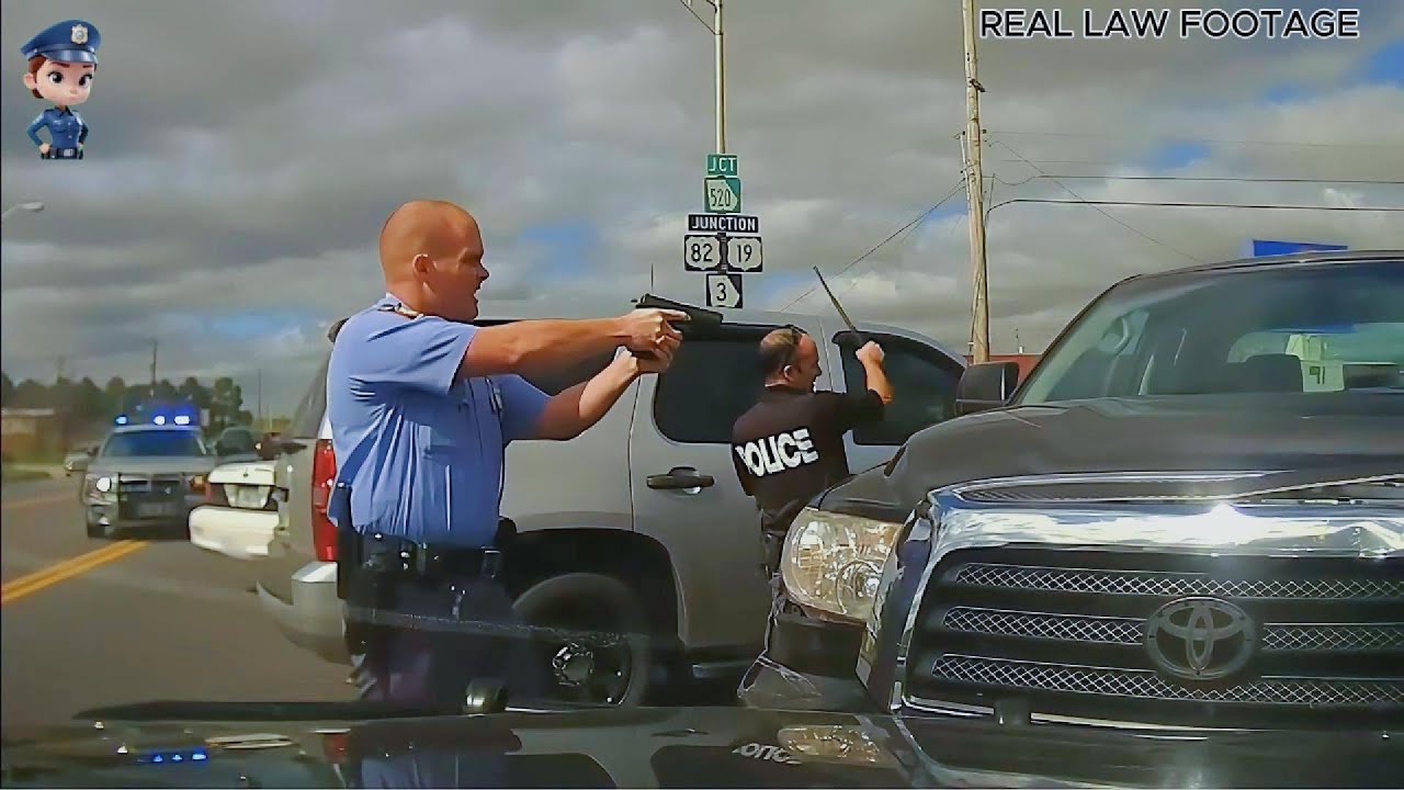 Armed suspects face off in police chase that ends in Expl#88 - YouTube