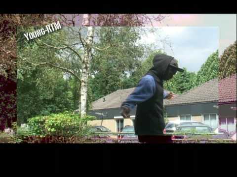 Young-RTM  -  Straatleed