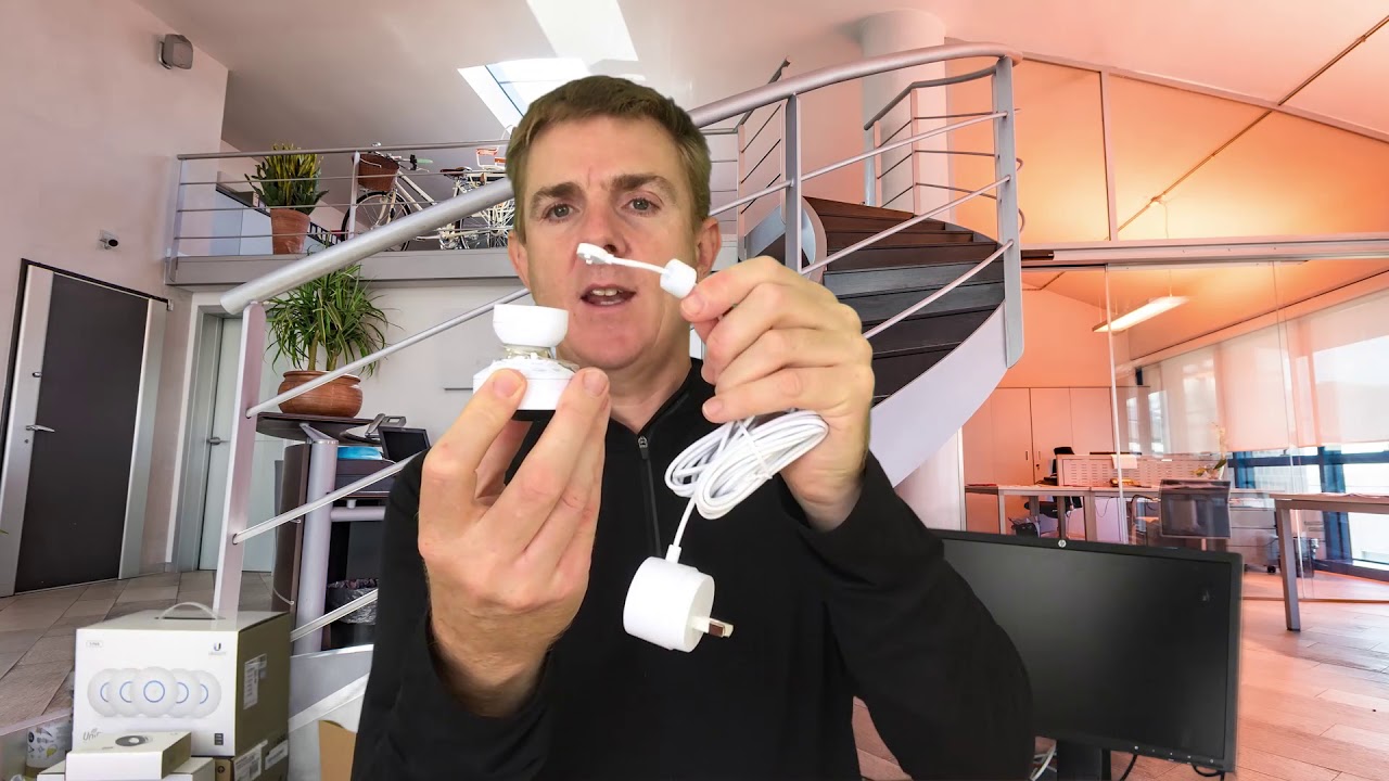 Firewall.news - Out the Box series -  Ubiquiti UVC G3 Micro