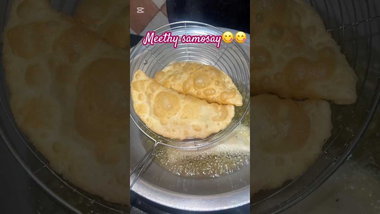 Meethy samosy😋❤️for full recipe comment down😋😋❤️