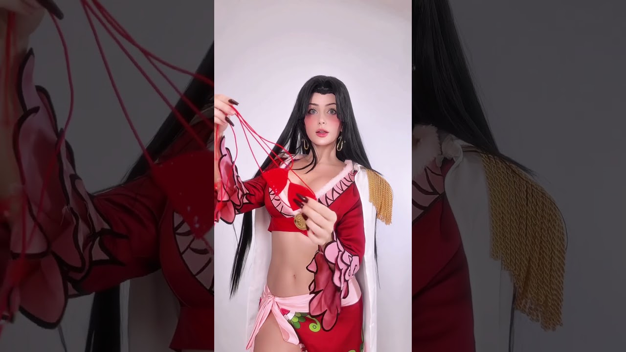 👀 #cosplay #anime #onepiece #boahankock