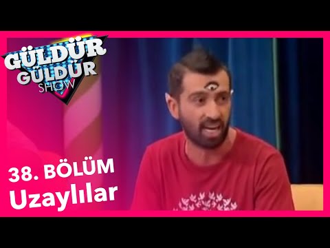 Güldür Güldür Show 38. Bölüm, Uzaylılar Skeci