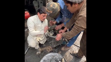 Rebuilding Gearbox for These Pakistani Mechanics with Basic Tools is Amazingly Awesome