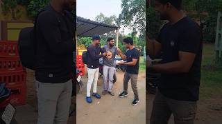 Sayad Ishko Aur Mehengi Gift Chahiye Thi #shorts #ytshorts #comedy #funny