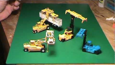Container Handlers   N Scale 004