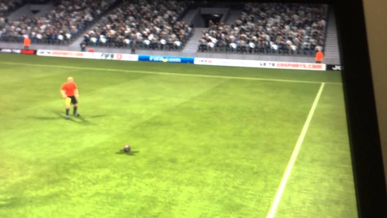 FIFA 13 - assistant referee fail - YouTube