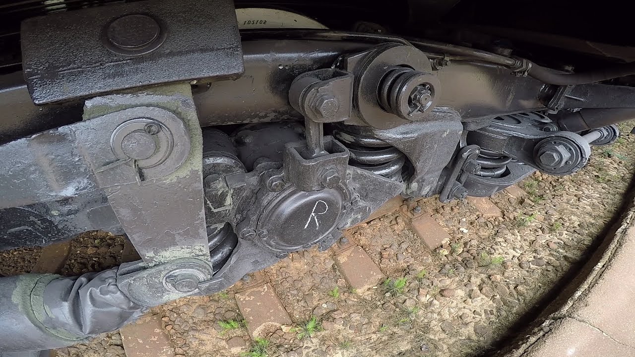 Gopro - Моторная тележка электропоезда ЭР2Т 2 / ER2T EMU motor bogie 2