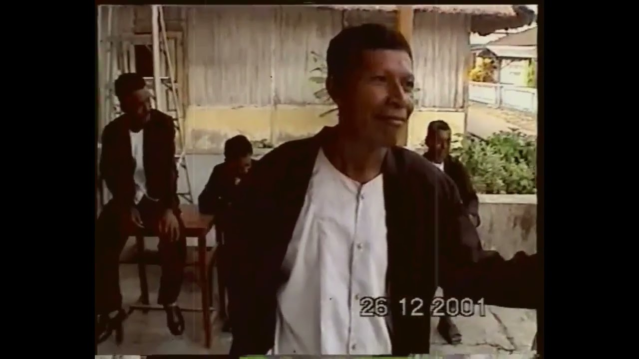 HUTUMURI   Gereja Tua