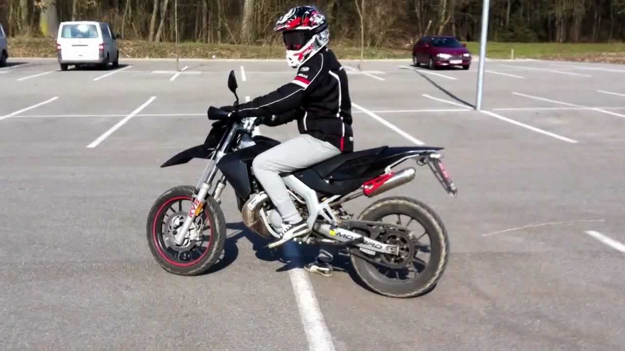 Aprilia sx50 2012 - YouTube