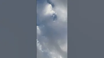 ويالله كم كثرت جراحي وضاق بفسحة العليا مداه نشيد حزين 