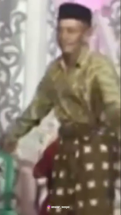 Stoy wa lucu, bapak bapak joget sarung melorot