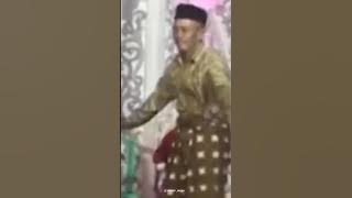 Stoy wa lucu, bapak bapak joget sarung melorot