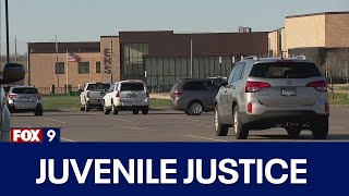 Teen charged in attempted carjacking near Edina school