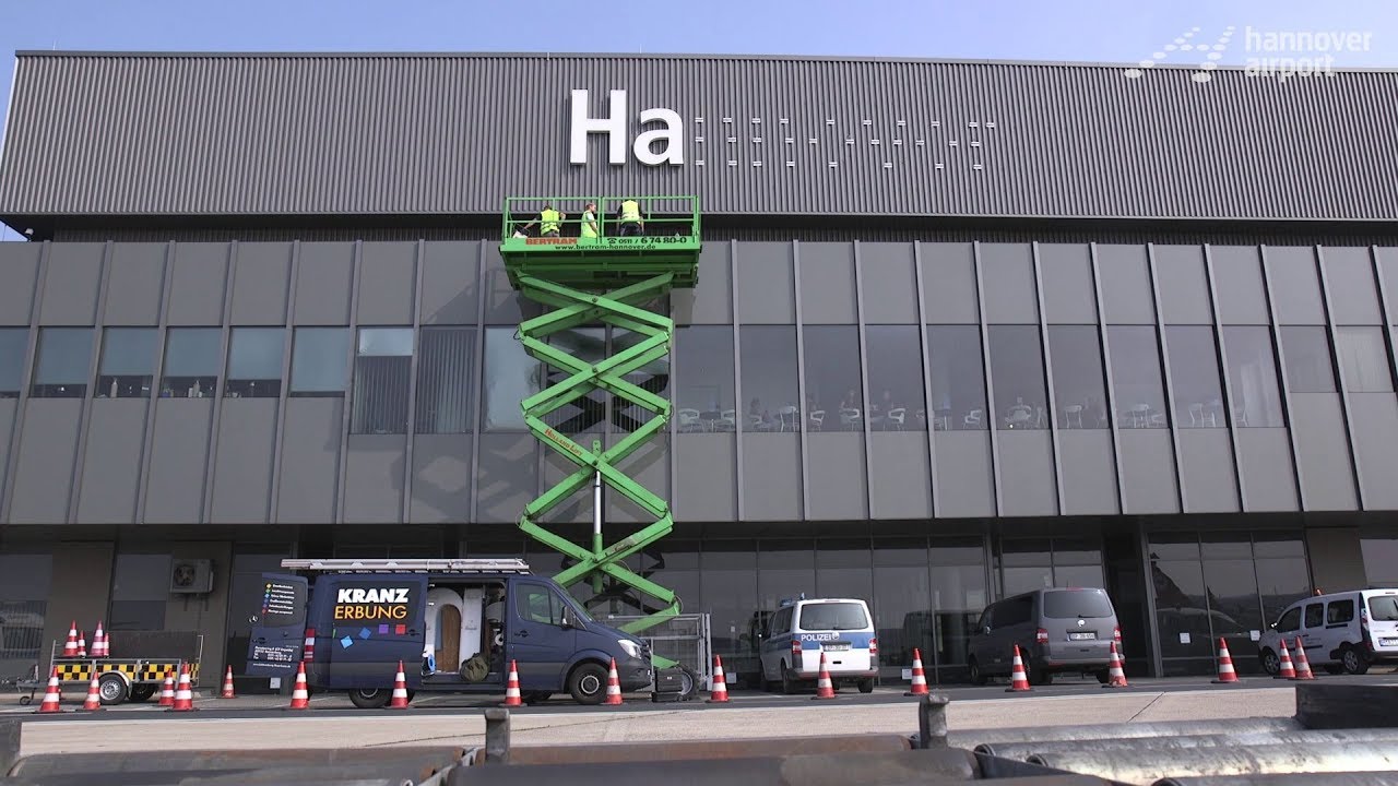 Neue LED Technik für "Hannover"-Buchstaben