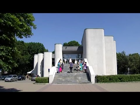 Video: Ar vis dar vyksta pasimatymai su santuoka?