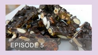 Super Busy Chicks (Episode 5)