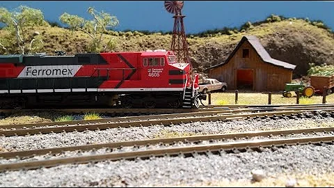 Model Train Modular Layout (part 1)