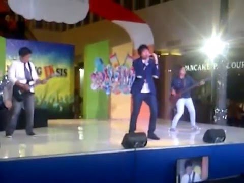 New Basejam live perform tanpa Sigit sang vocalis