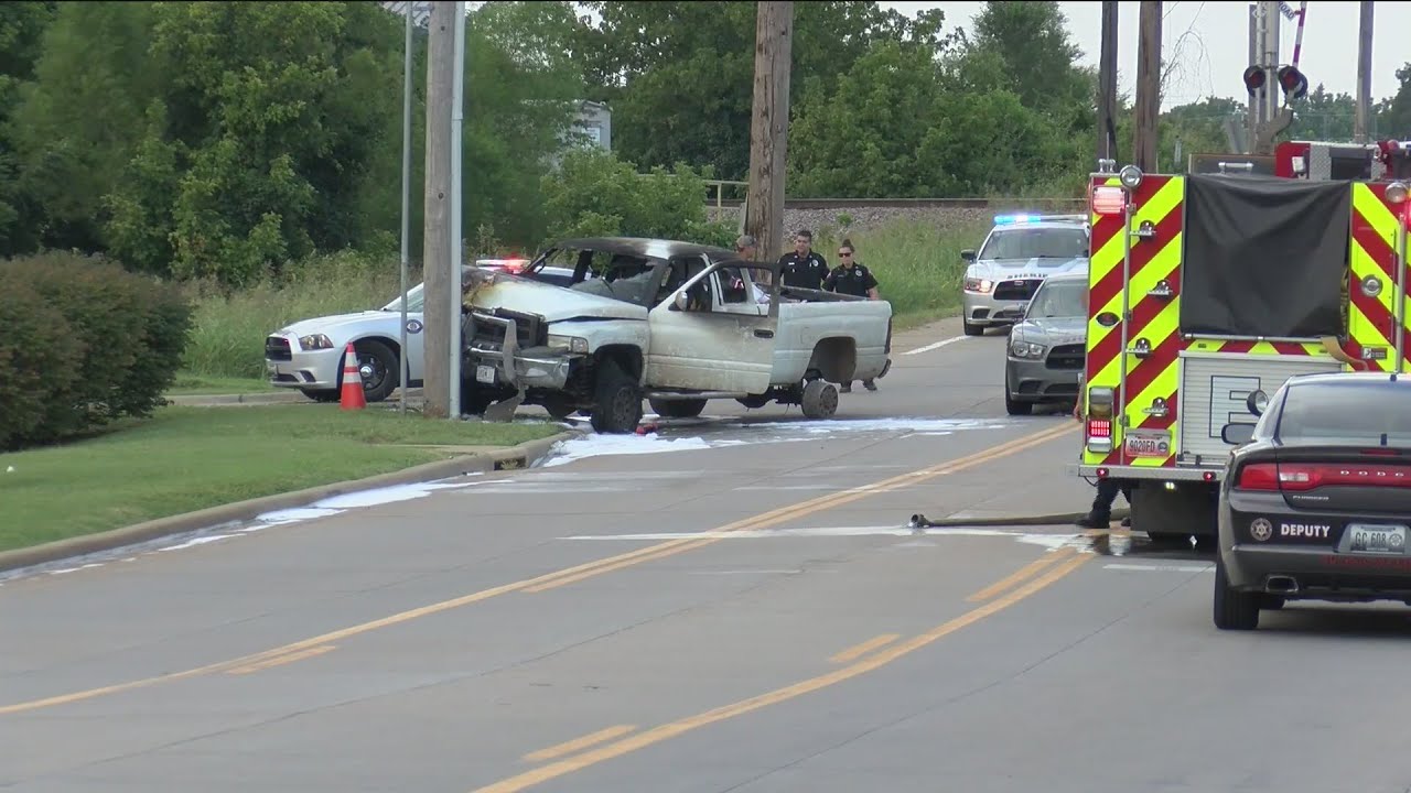 Man charged after high-speed chase ends in fiery crash on North Packer ...