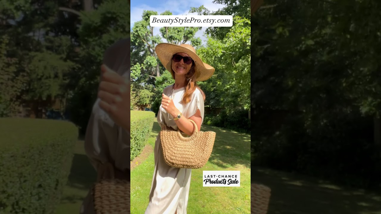 Browse stylish & practical beach bags 🌸