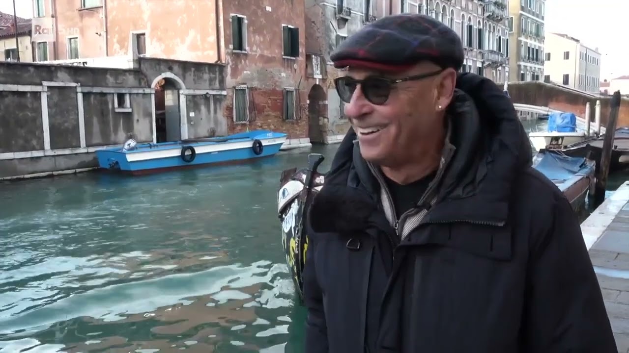Dentro i canali di Venezia con i Gondolieri Sommozzatori