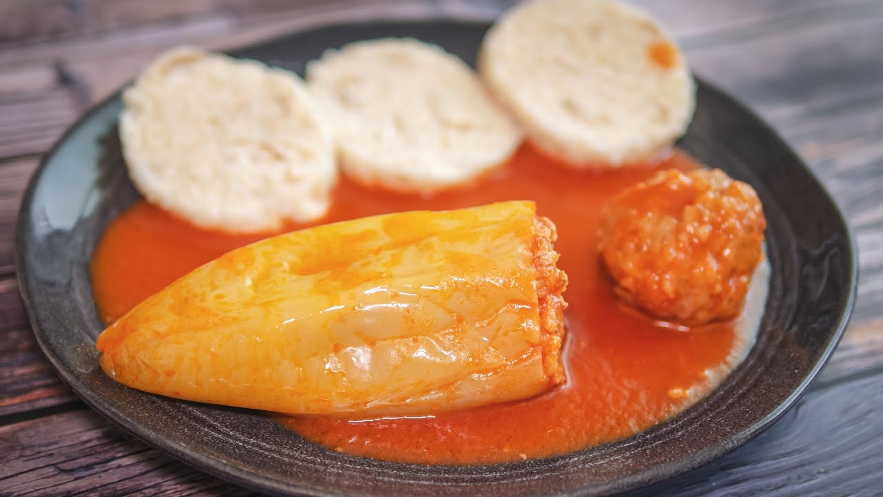 Plnená paprika s paradajkovou omáčkou (titulky) Video Recept | Recepty od Agi