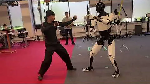 🚀 Tesla Optimus Learns Kung Fu! | AI Robot Mastering Martial Arts 🥋