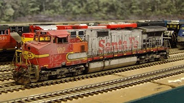 Custom Overland Models Warbonnet BNSF C44-9W #685