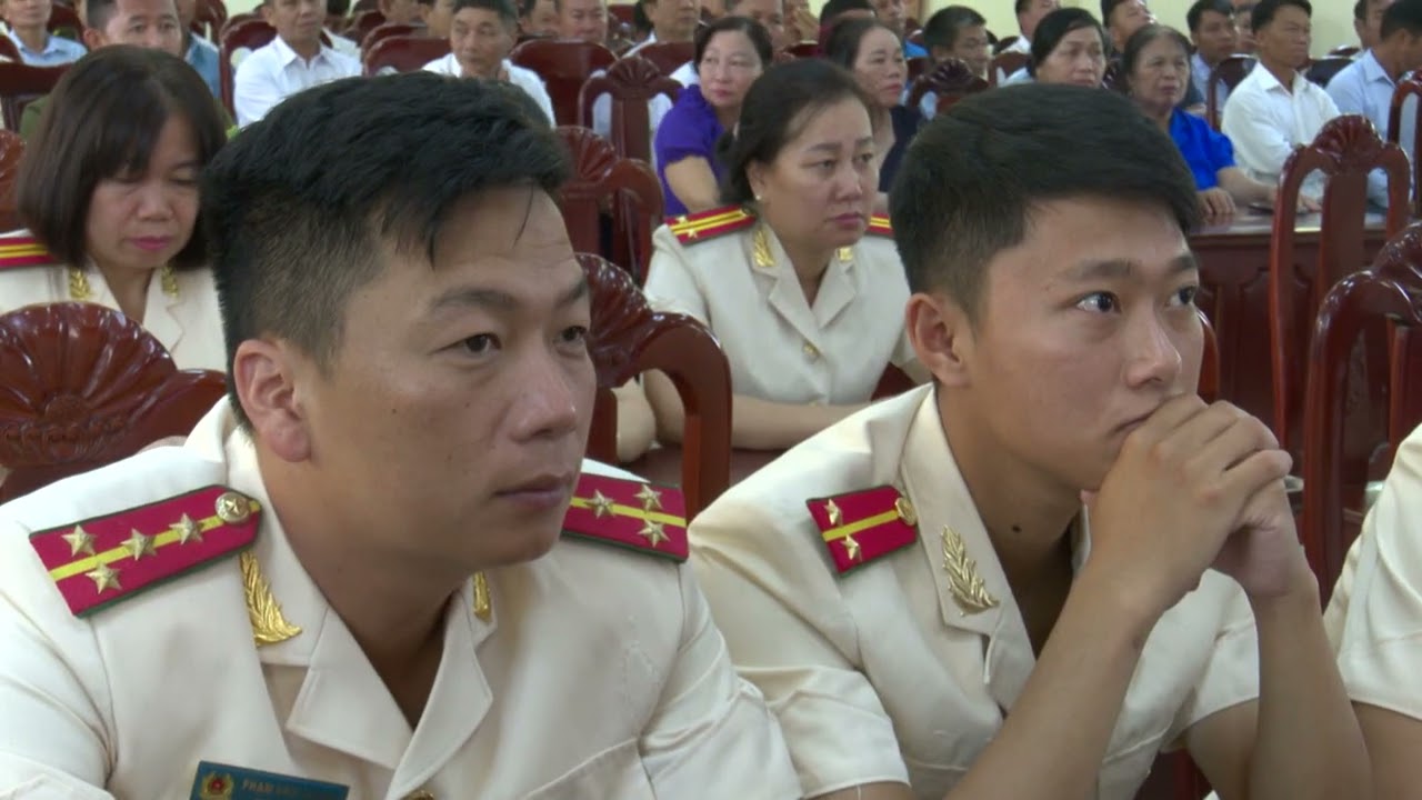 THANH NUA KY NIEM 80 NAM NGAY TRUYEN THONG LUC LUONG CAND