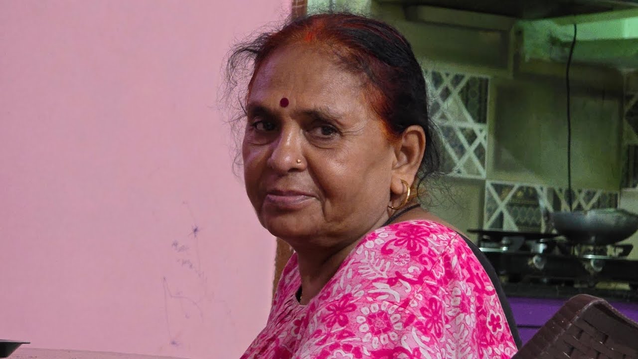 Mata Ji Ke Sath Masti Karte Hue 😂