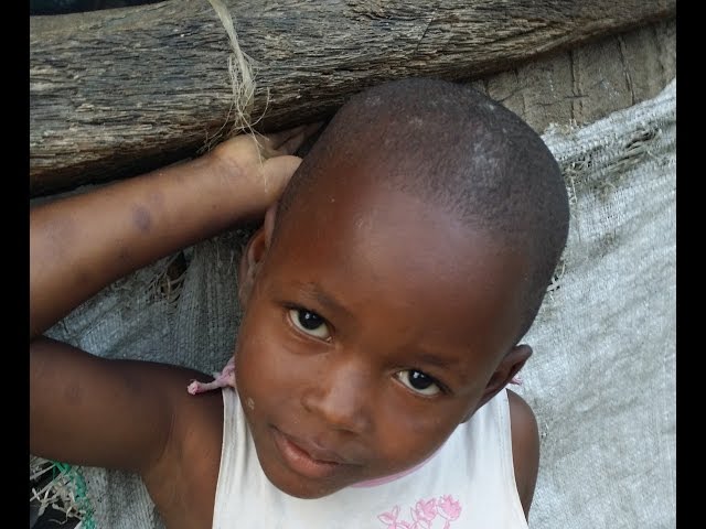 Regala un sorriso in kenya: campagna adozioni 2014 2017 ... Pancia mia fatte capanna